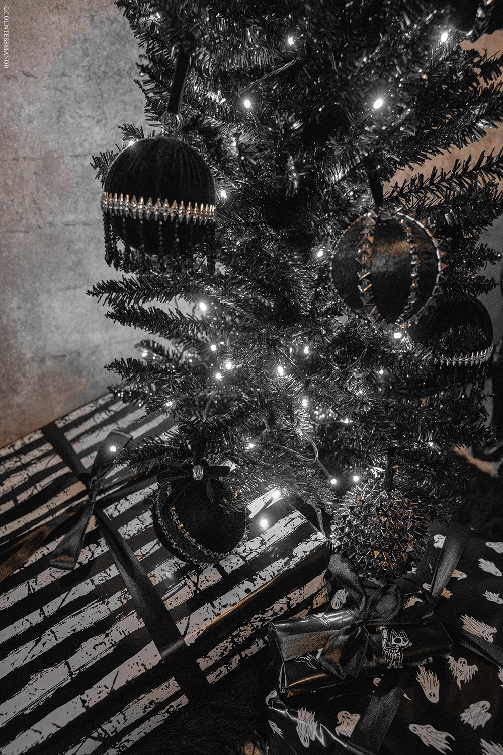 Goth Stripes Wrapping Paper [30" x 196"] - Image 5