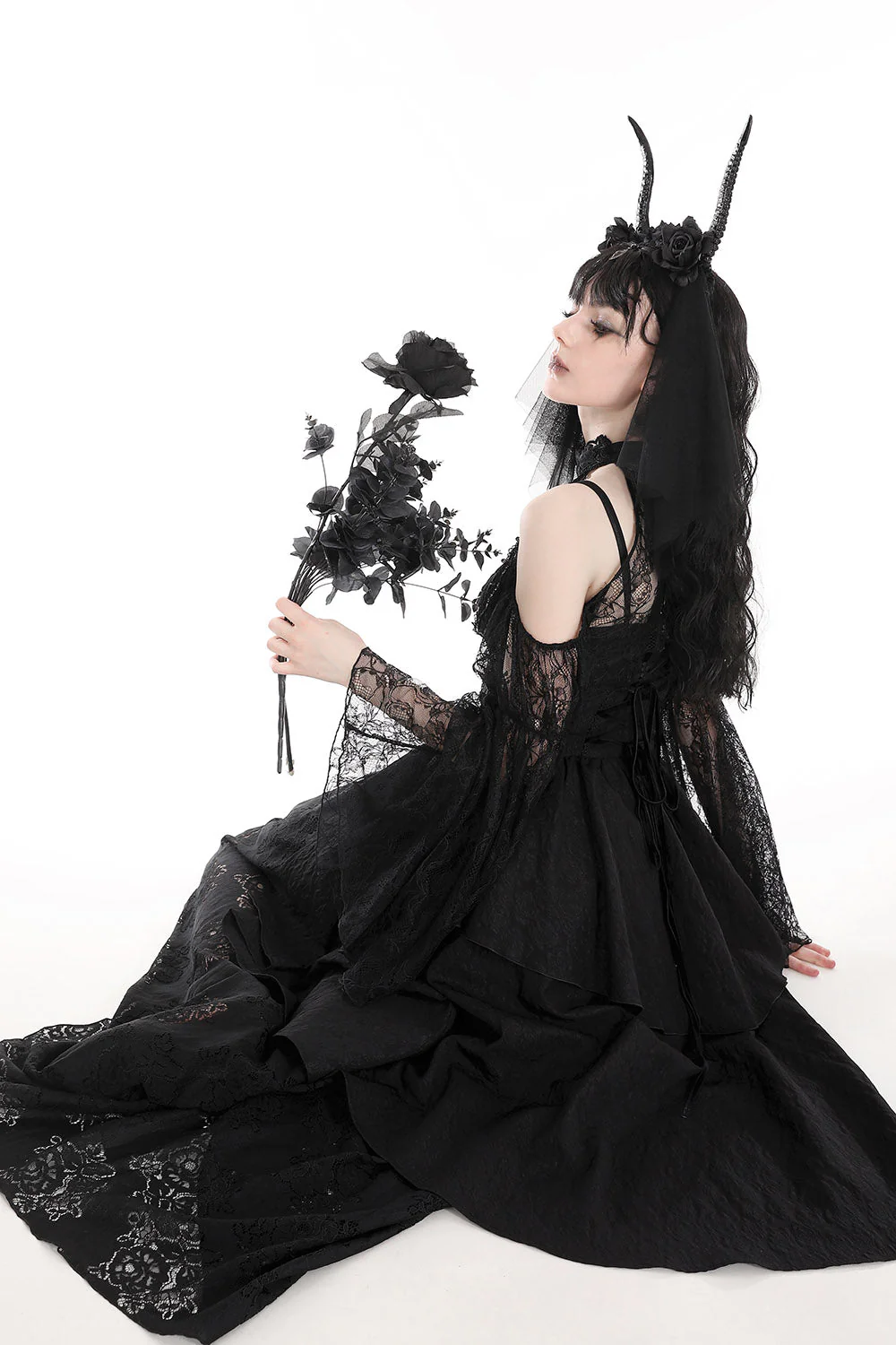 Graveyard Witch Veiled Headdress - Image 2