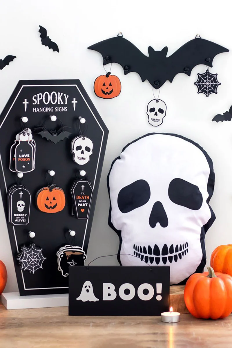 Halloween Bat Wall Hook - Image 3