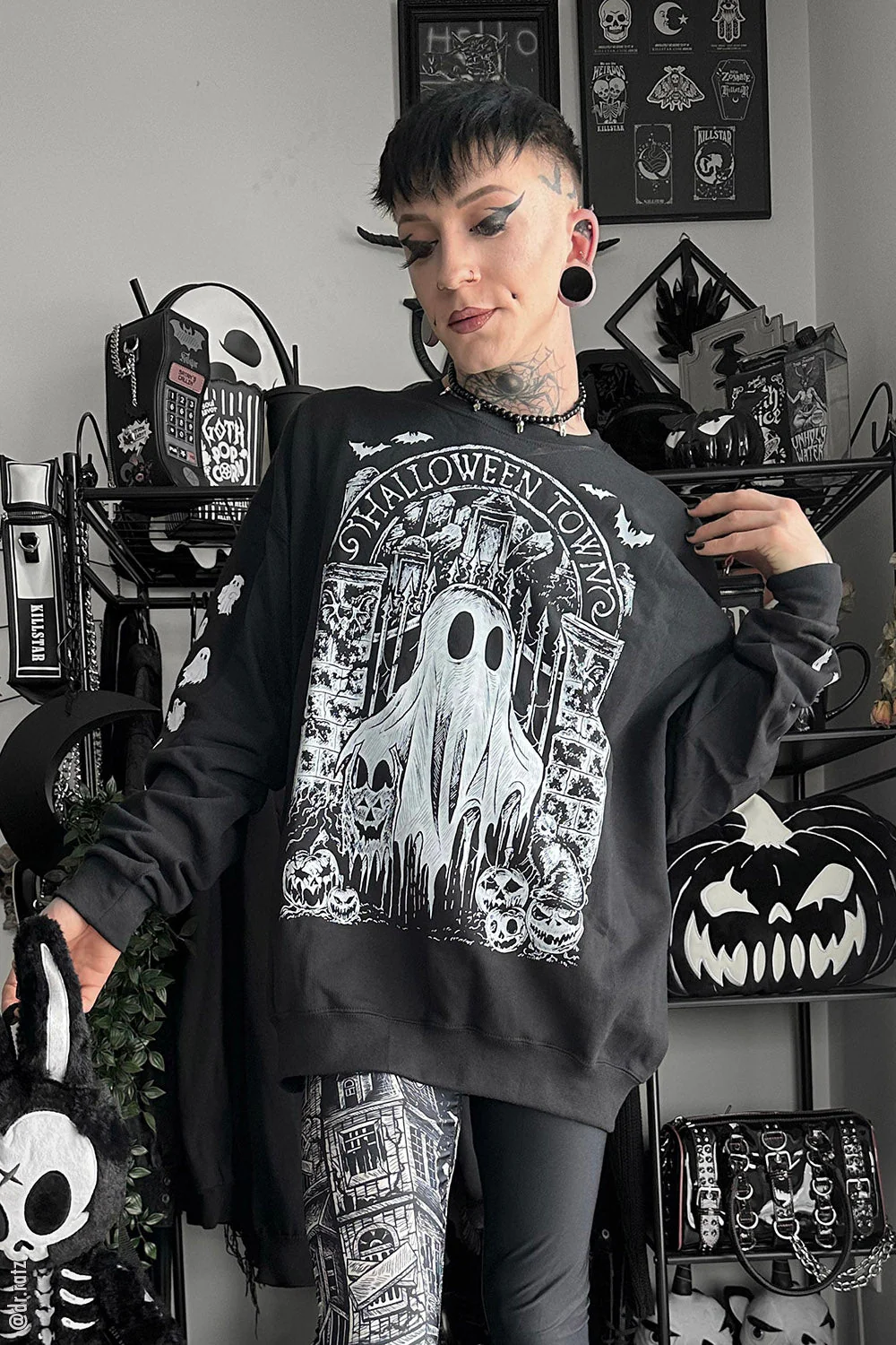 Halloween Town Ghostie Sweatshirt - Image 8