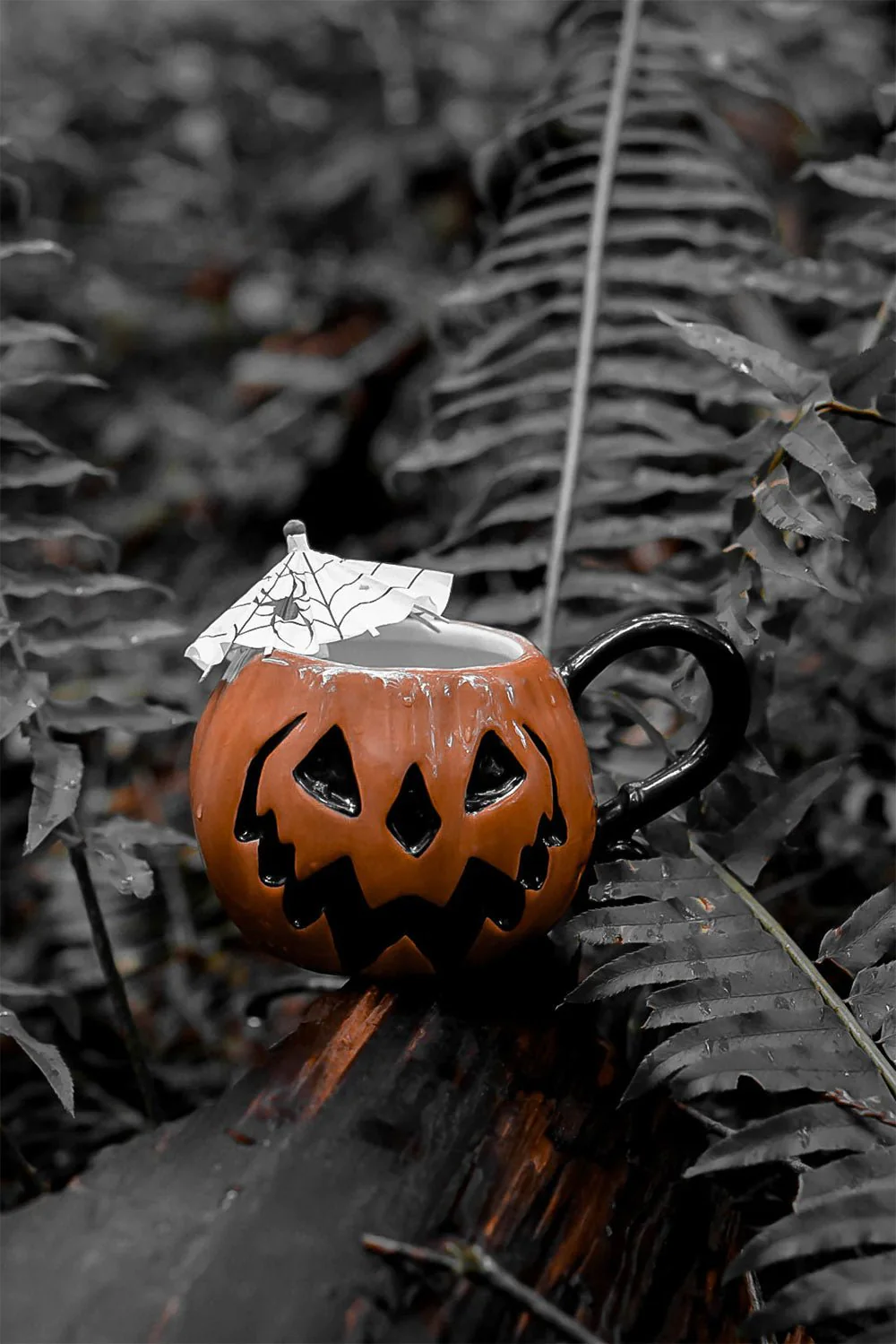 Haunted Spirits 'Spiders' | Spooky Cocktail Umbrellas [15 Pack] - Image 4