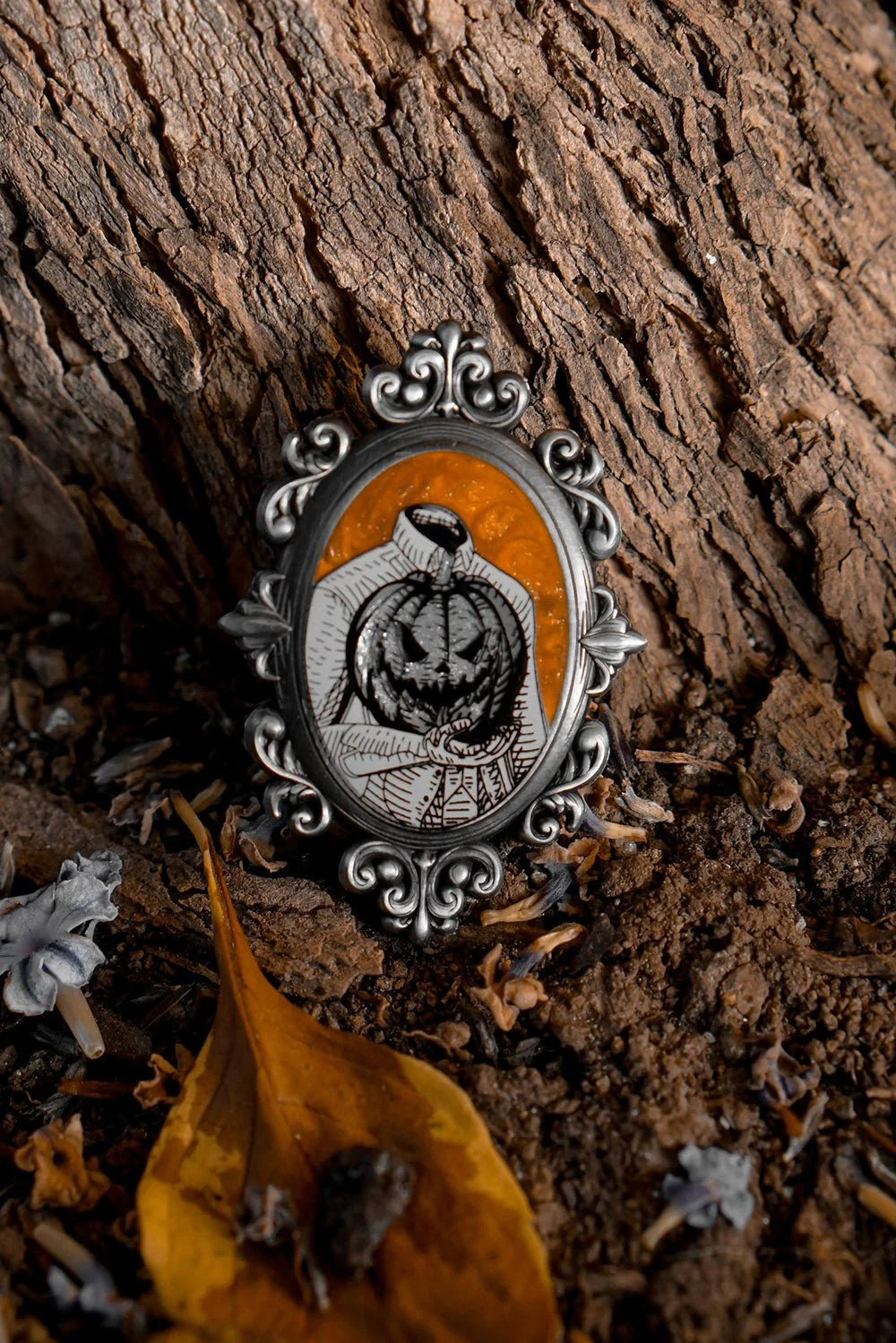 Headless Horseman Pin - Image 3