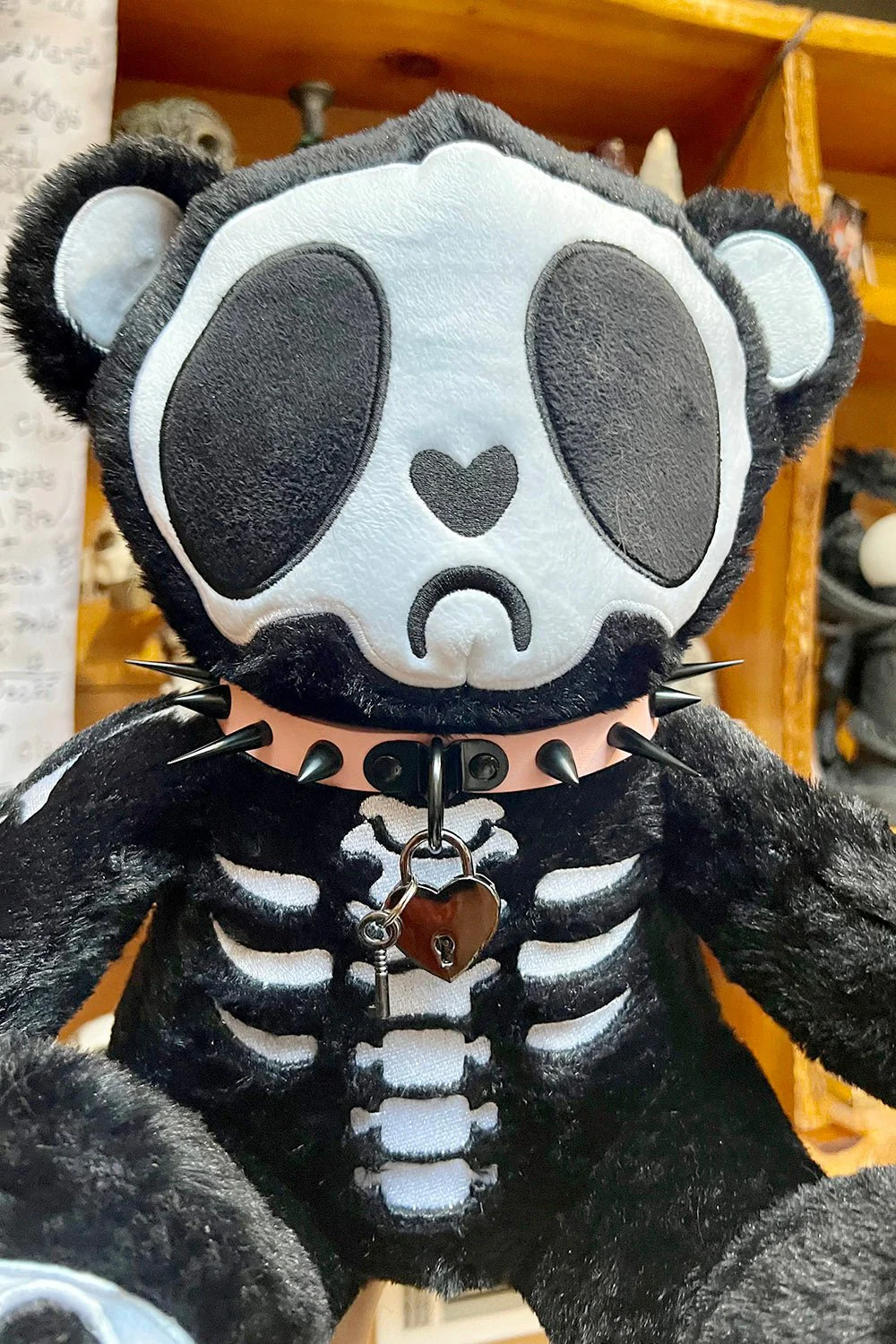 Hell Kitty Choker [HEART PADLOCK] - Image 2