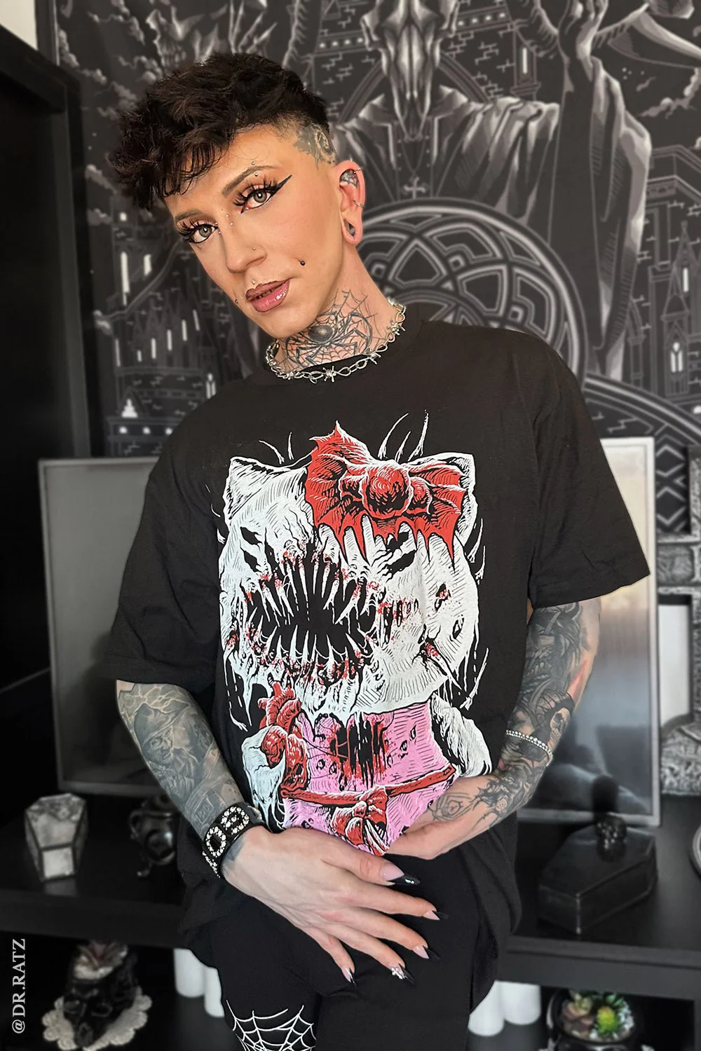 Hell Kitty T-shirt - Image 16