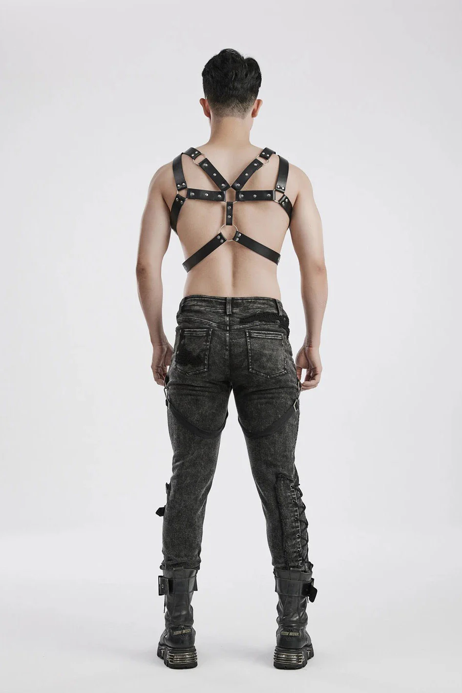 Helsing Vegan Leather Harness - Image 4