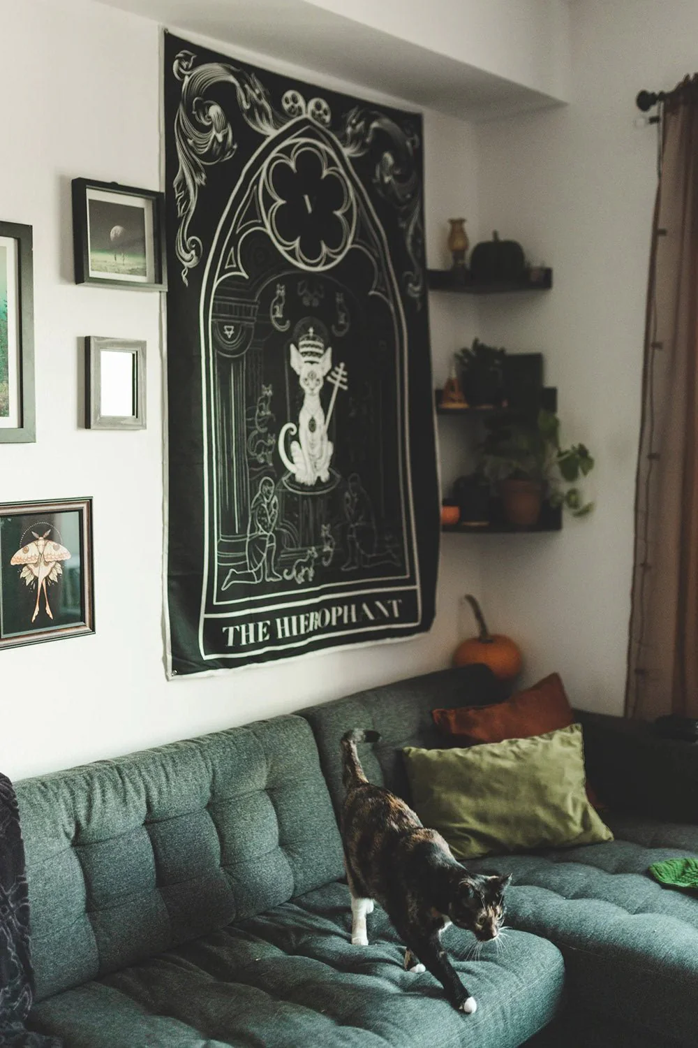 Hierophant Tapestry - Image 2