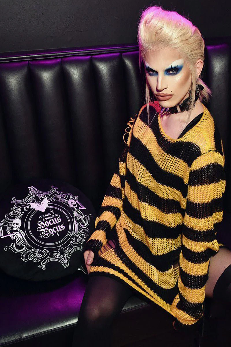 Hocus Pocus Cushion - Image 4