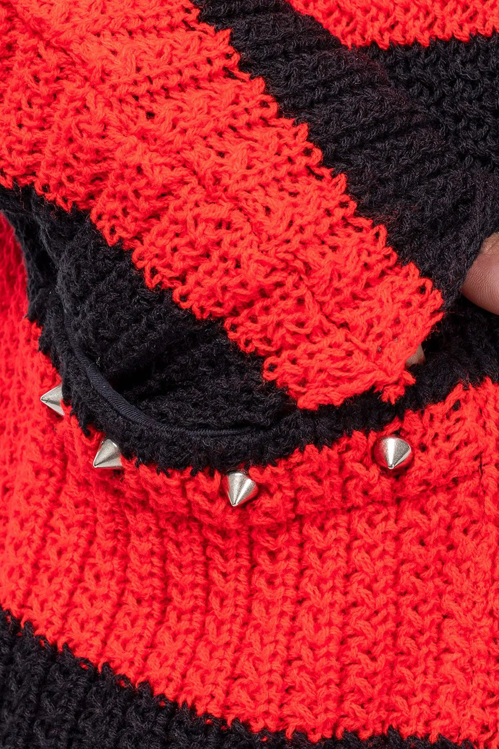 In A Daze Cardigan [BLACK/RED] - Image 4