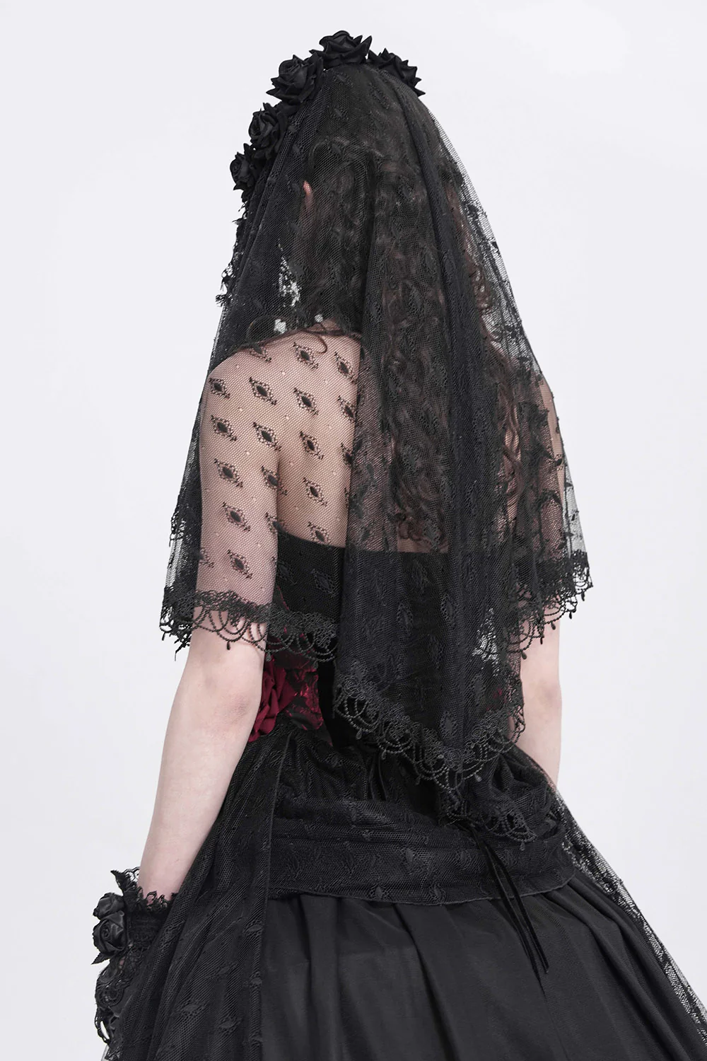 In Mourning Gothic Rosary Veil - Image 4