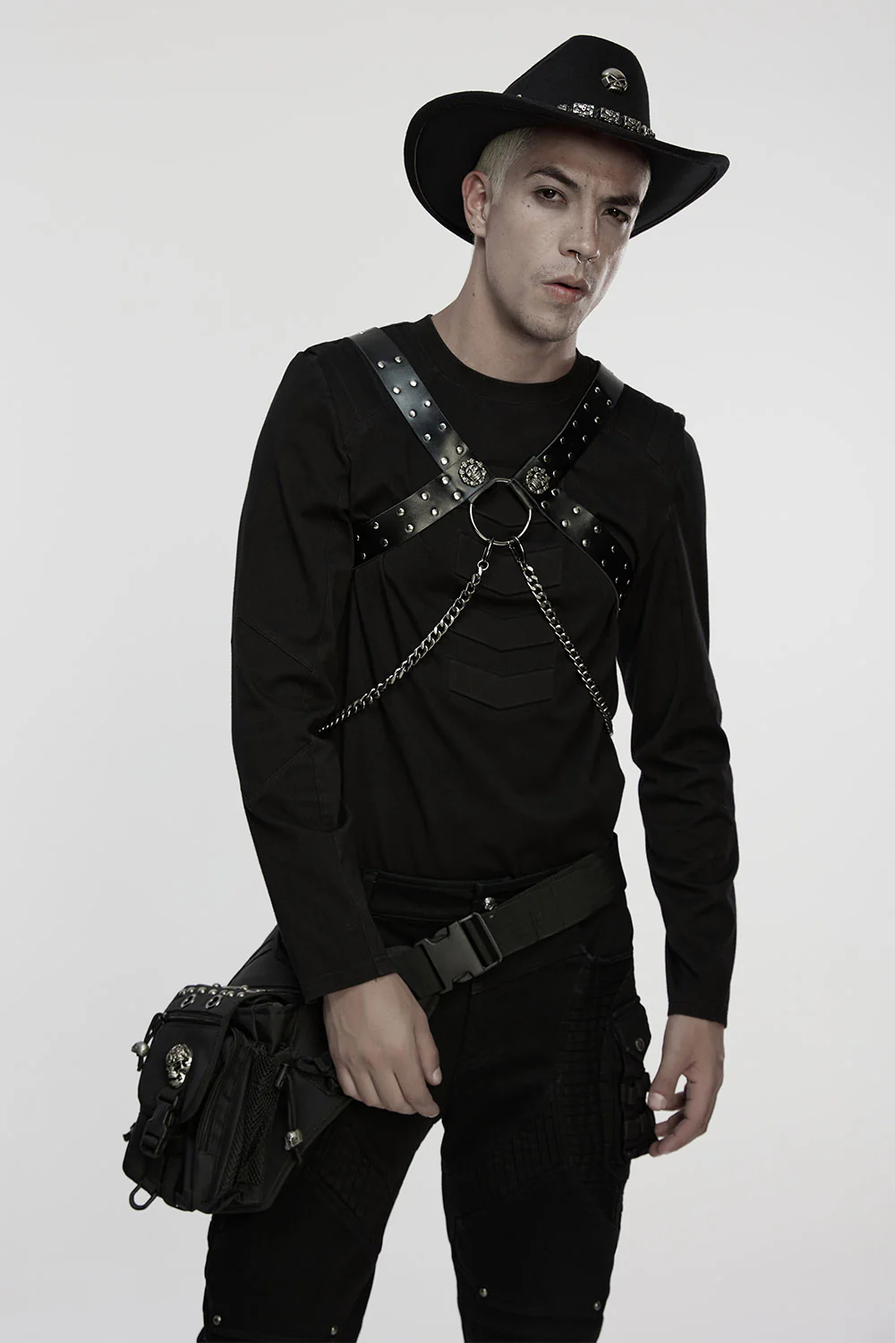 Iron Reliquary Harness [Detachable Chains] - Image 2
