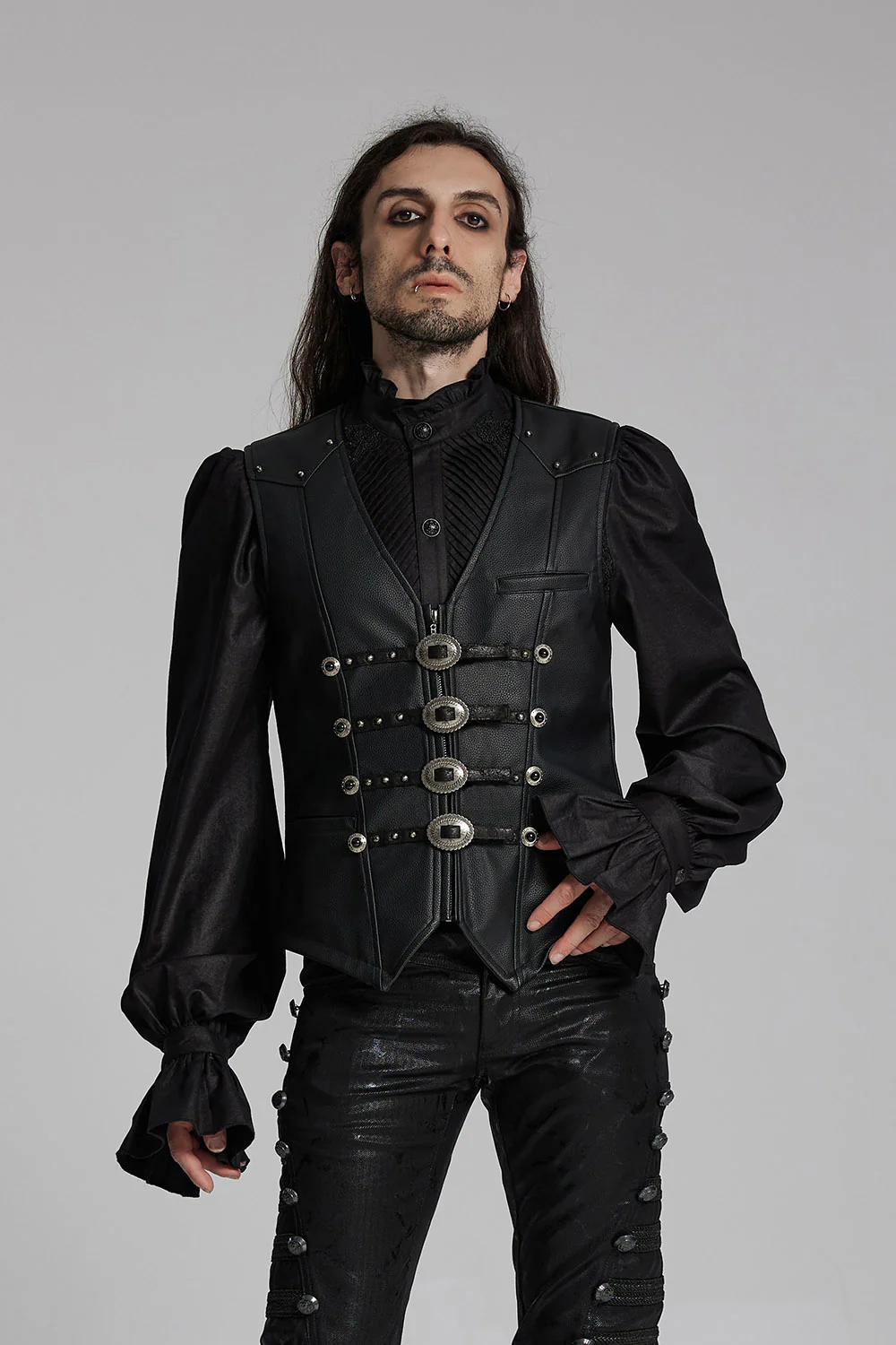 Lawless Studded Leather Vest - Image 4