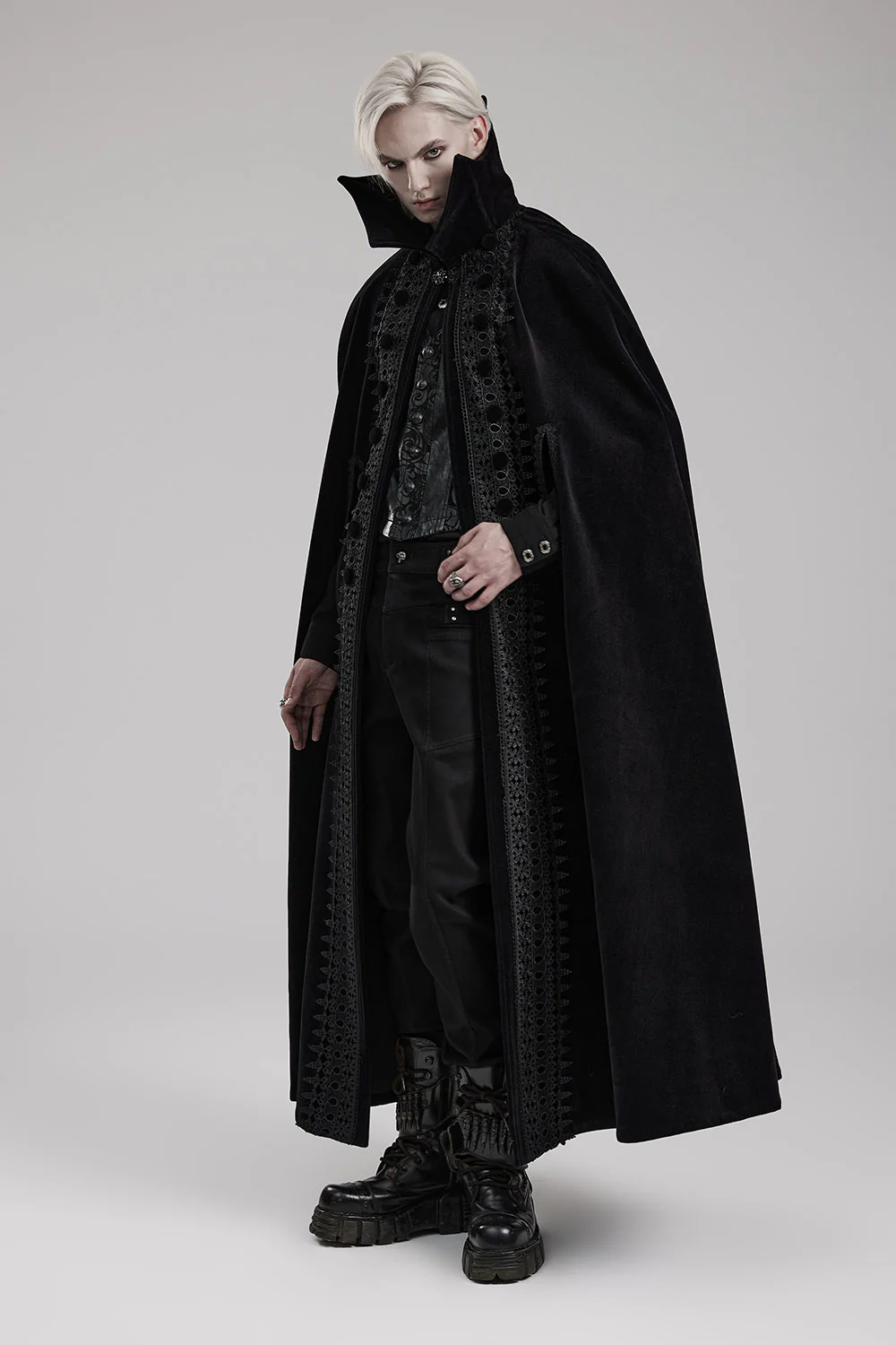 Lestat Batwing Collar Cape - Image 3