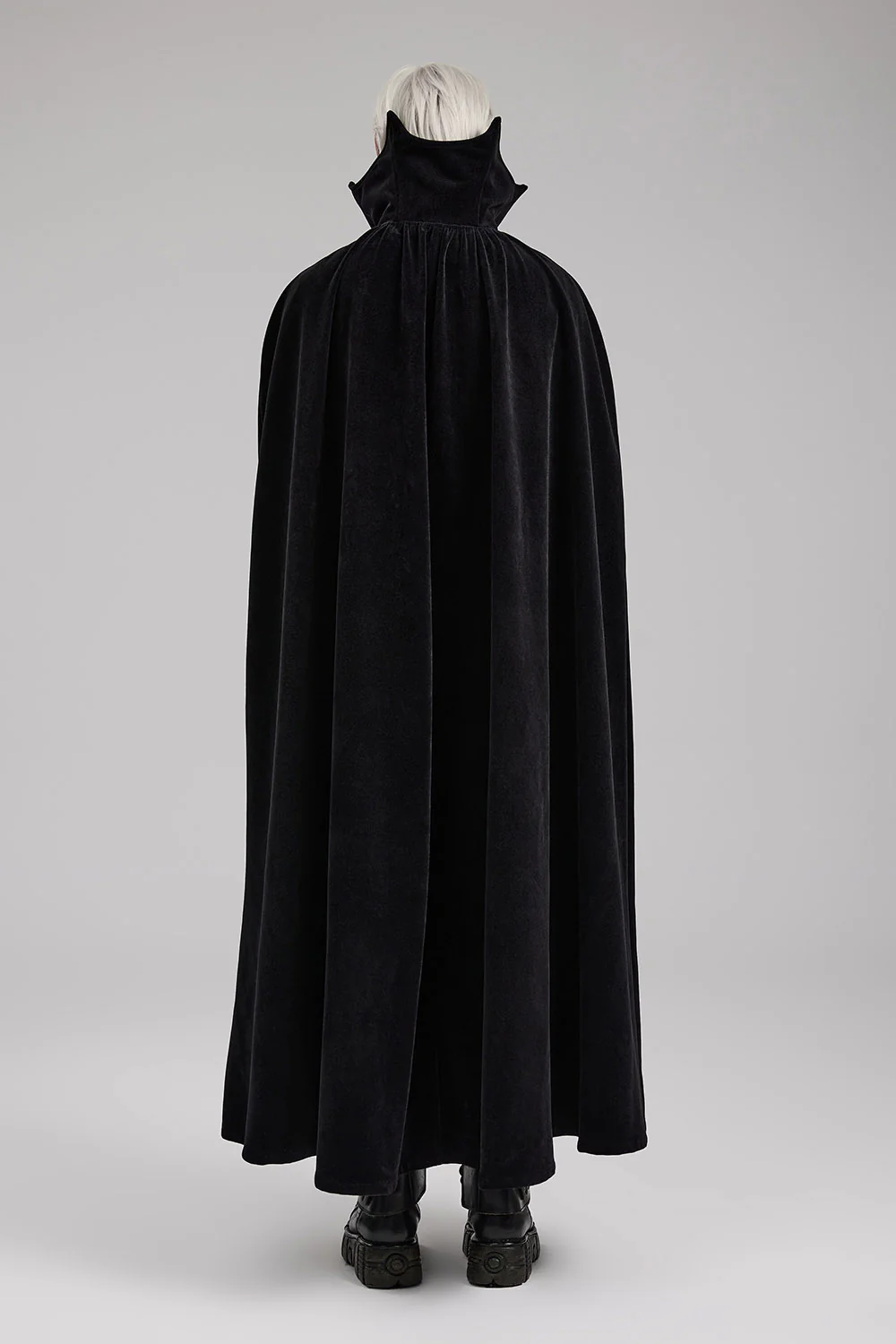 Lestat Batwing Collar Cape - Image 4