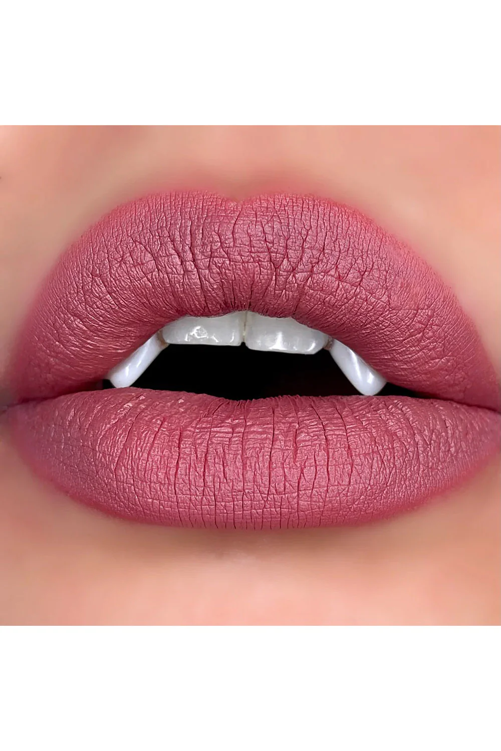 Lip Potion [CHARM]