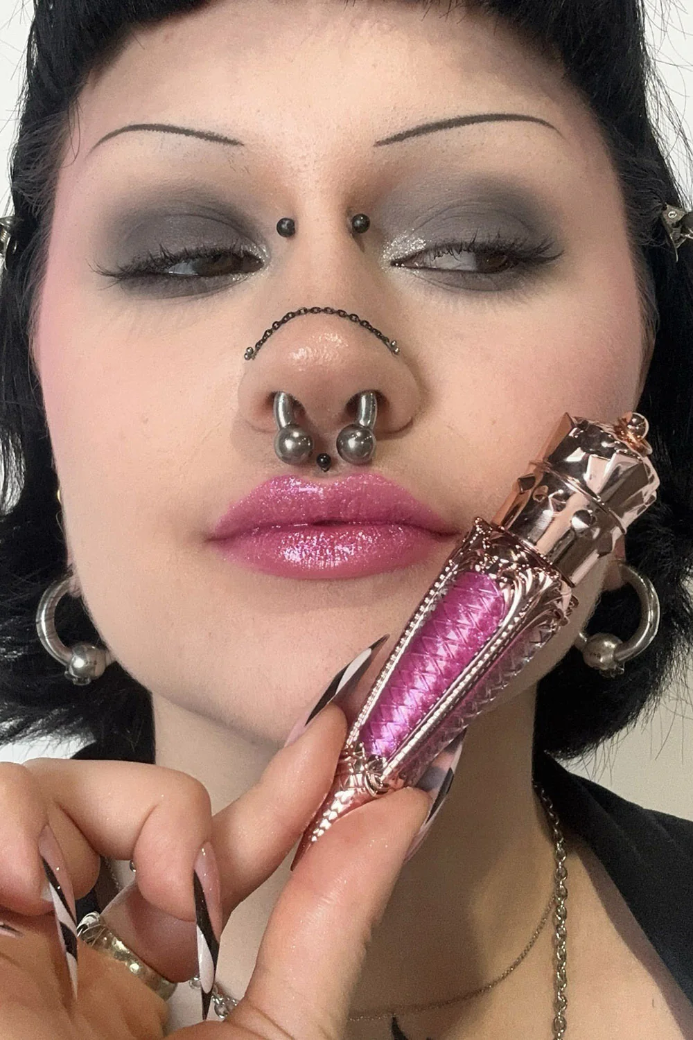Liquid Luxe Lip Gloss [Savage] - Image 5