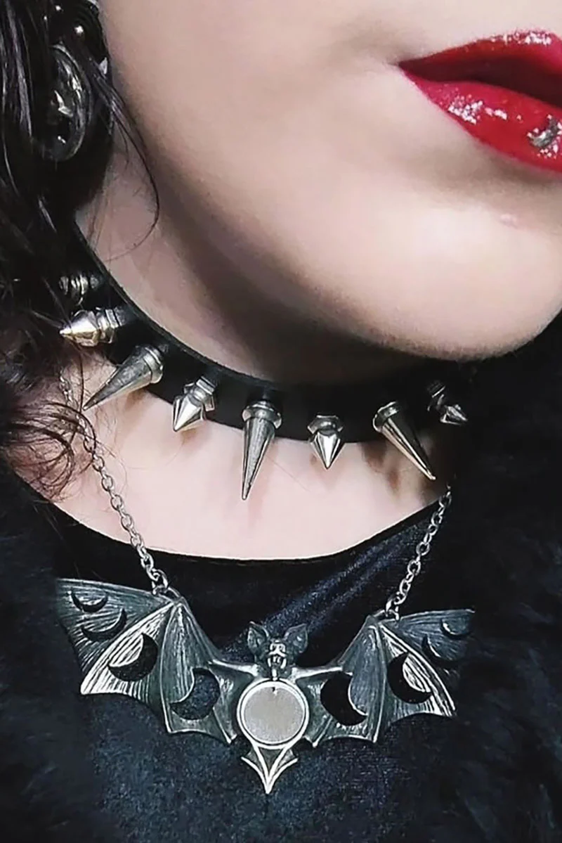 Lunaeca Necklace - Image 4