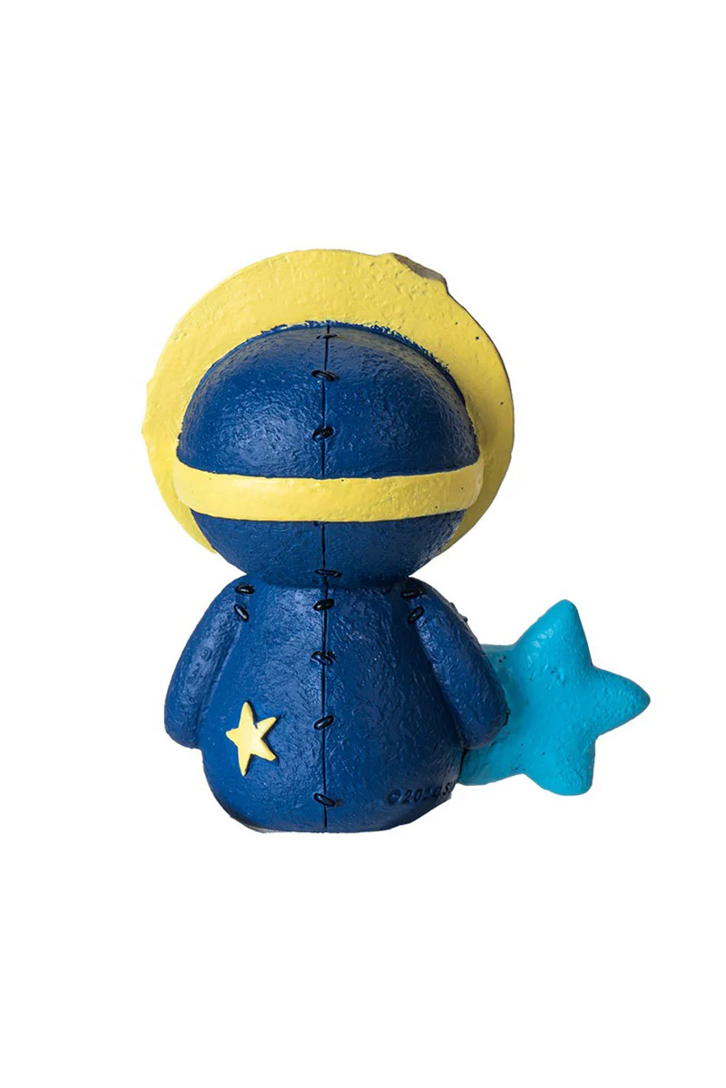 Luno the Moon Statue - Image 3