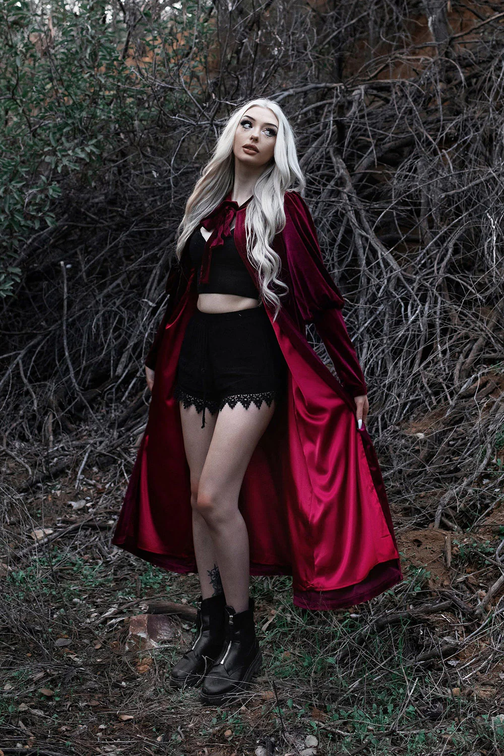 Masque of Red Death Duster [RED] - Image 6