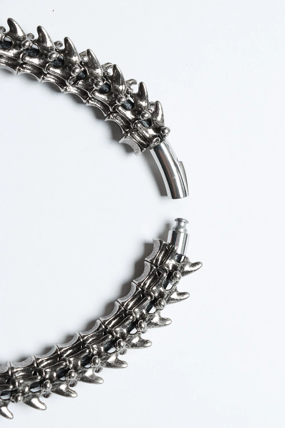 Memento Mori Skeleton Spine Necklace - Image 6
