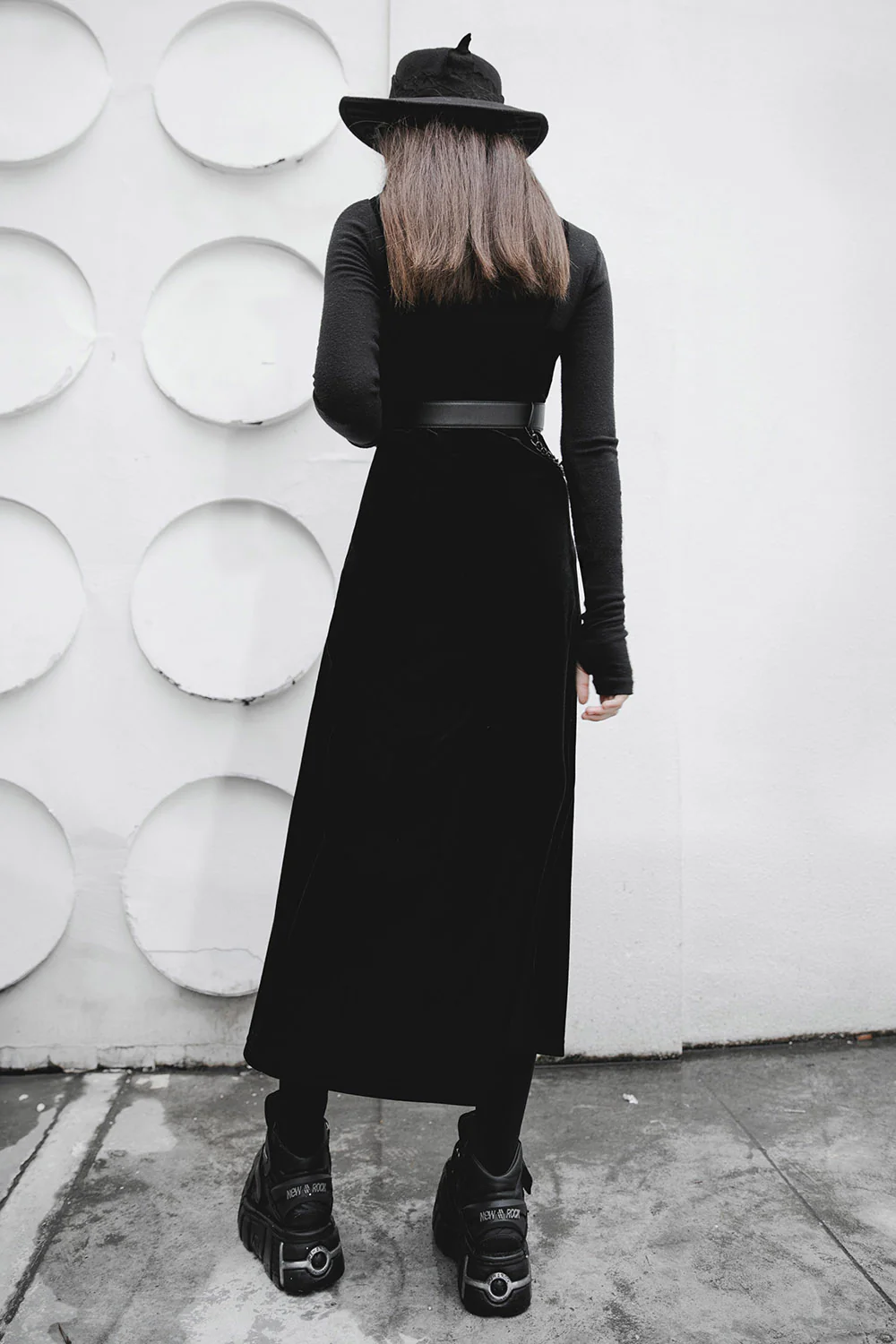 Misery Business Leg Slit Maxi Dress - Image 3