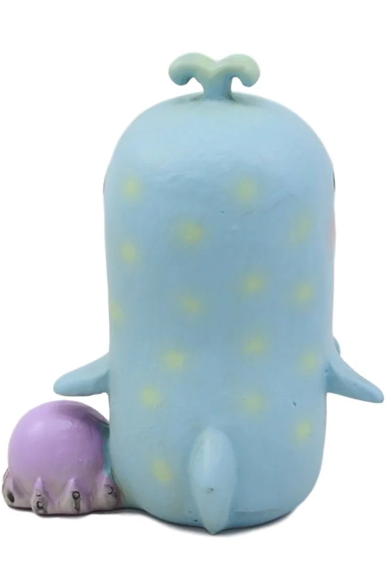 Moby the Whale Statue - Image 4
