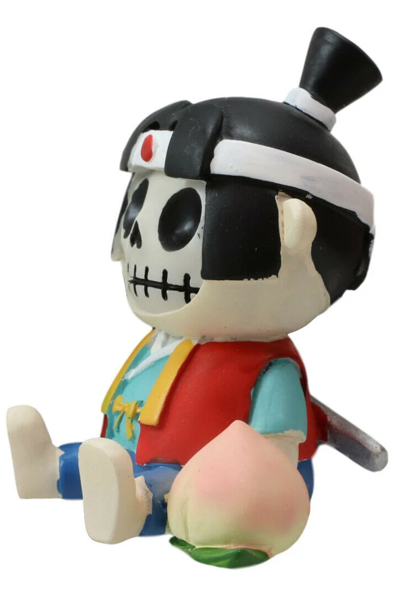 Momotaro Statue - Image 4