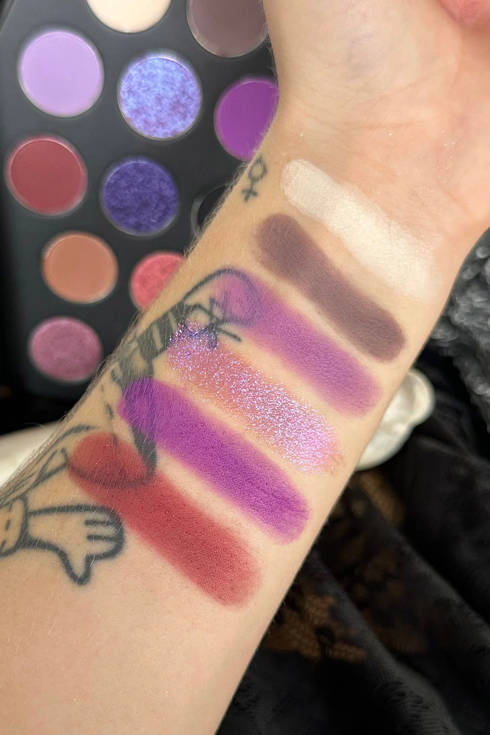 Moon Goddess Coffin Eyeshadow Palette - Image 7