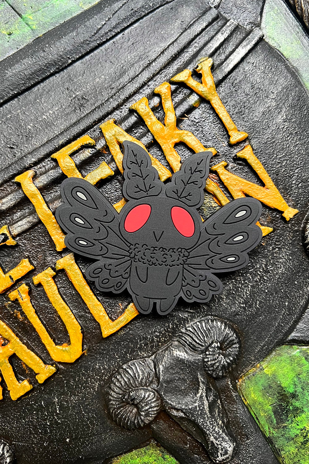 Mothman Rubber Magnet - Image 4