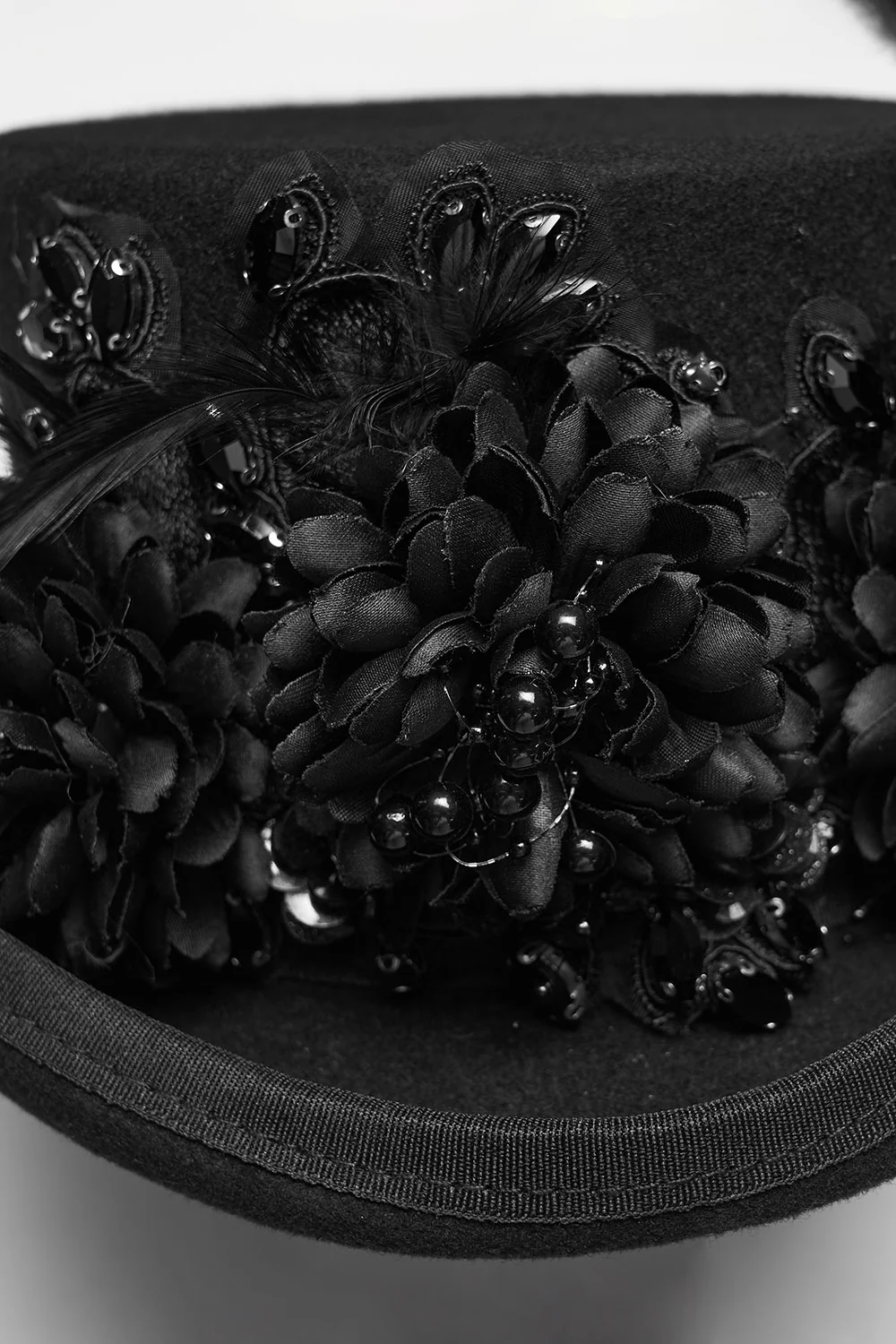 Mourning Bloom Victorian Top Hat - Image 10