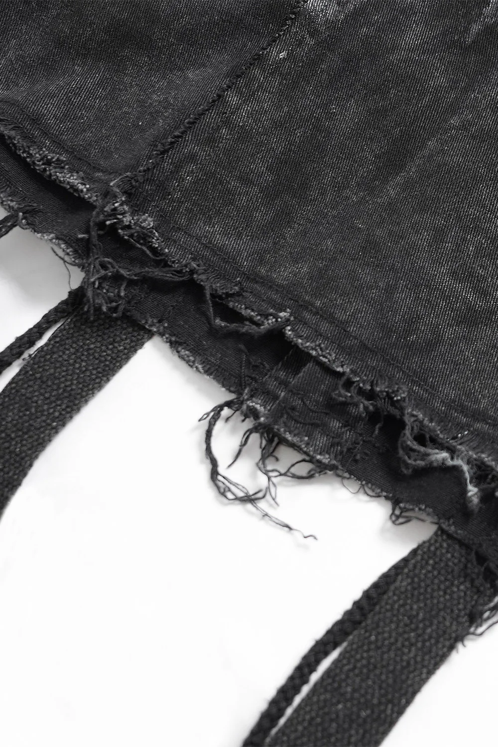 Mutiny Distressed Sleeveless Vest - Image 11
