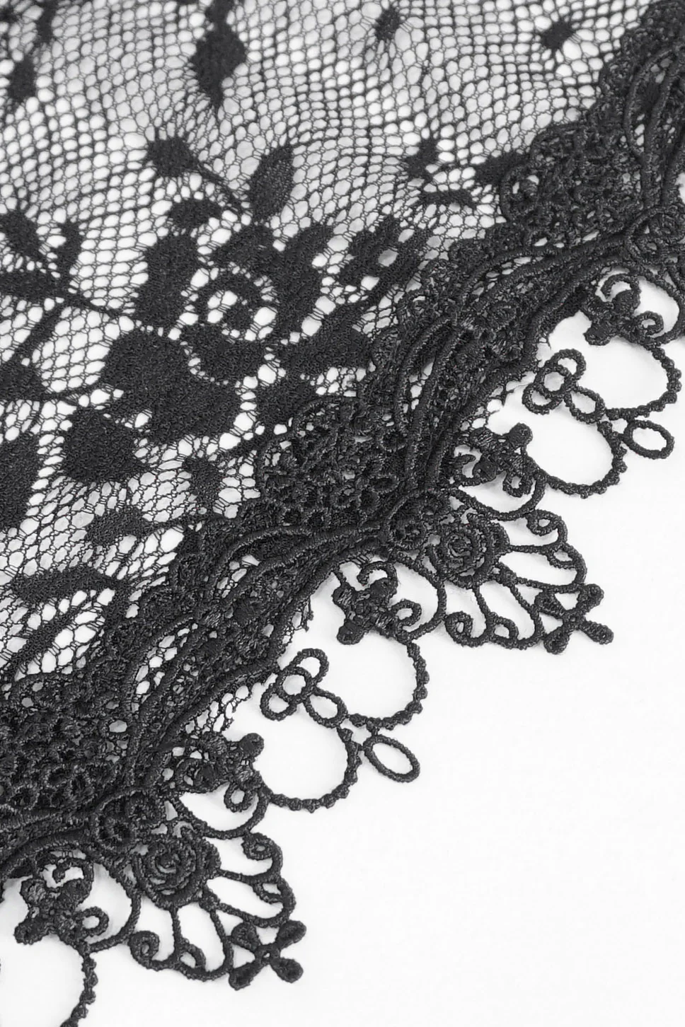 Night Majesty Lace Duster - Image 12
