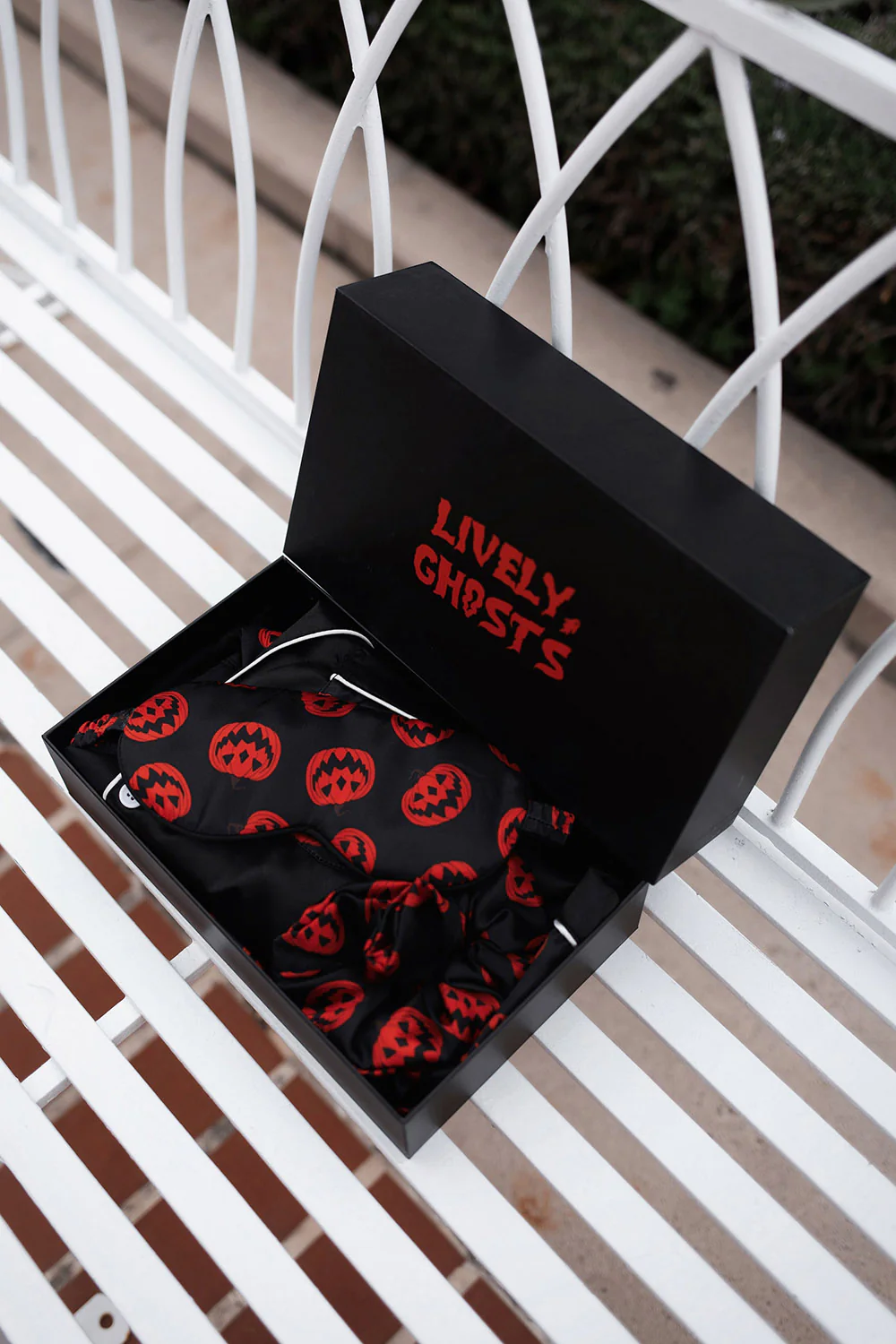 Nocturnal Autumn | 4-Piece Sleepwear Set - Image 8