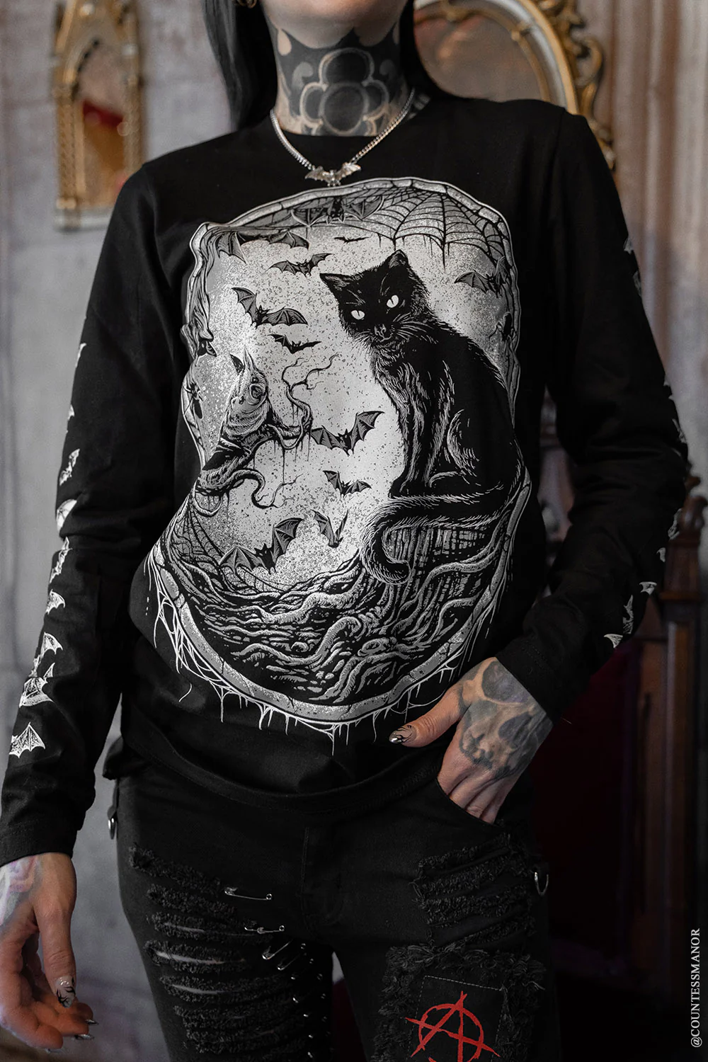 Nocturnal Creatures T-shirt - Image 3