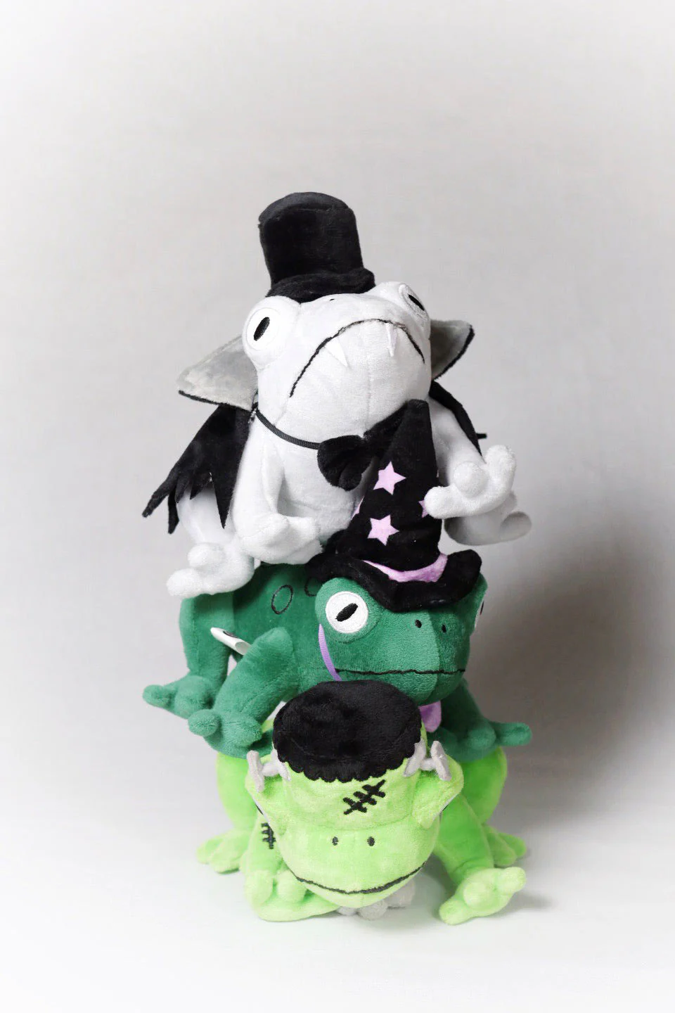 Nosferatoad Plushie - Image 4