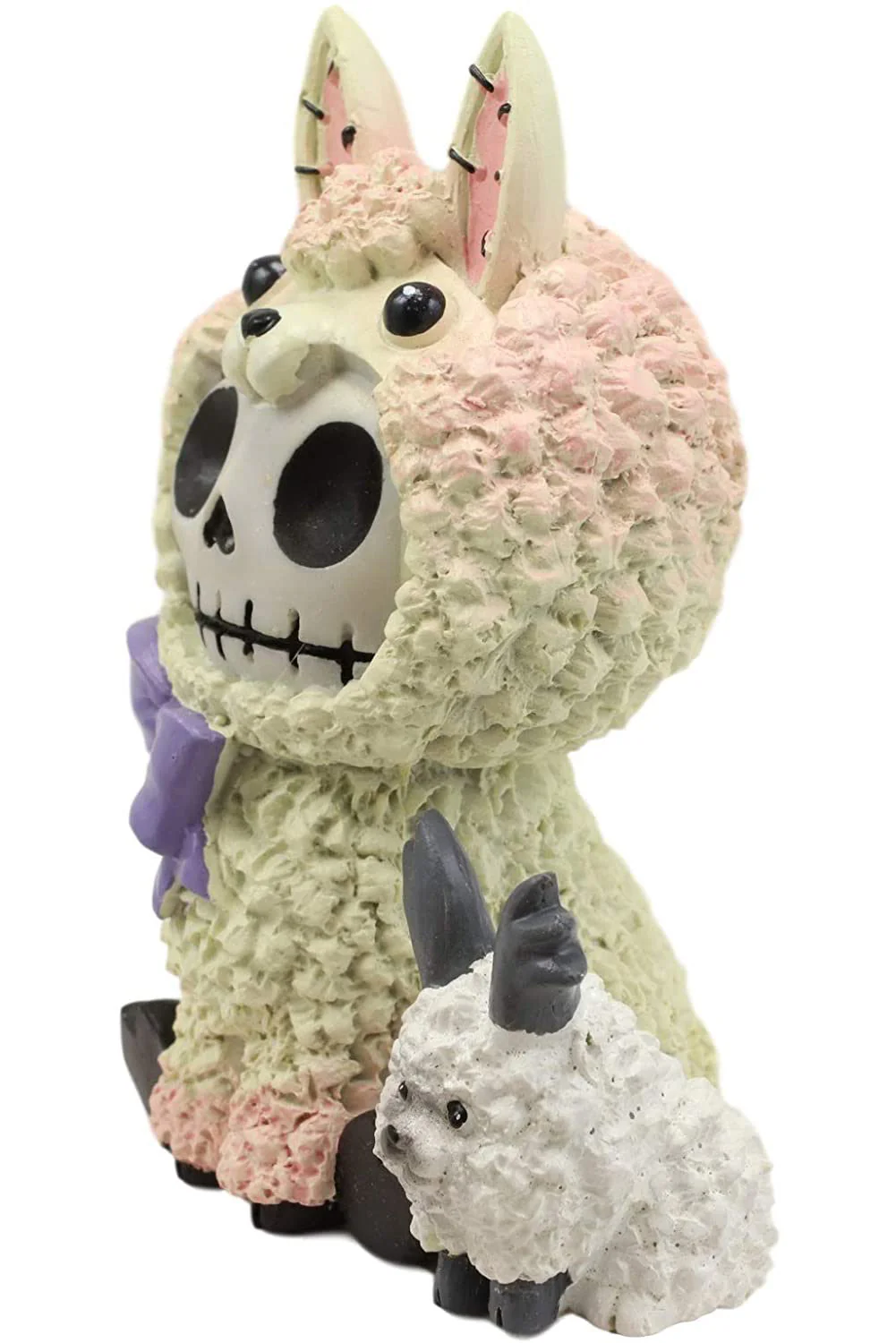 Paco the Alpaca Statue - Image 3