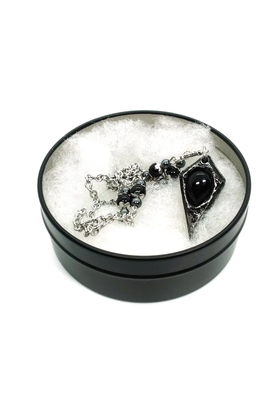Pendulum Necklace with Onyx Stone - Image 3