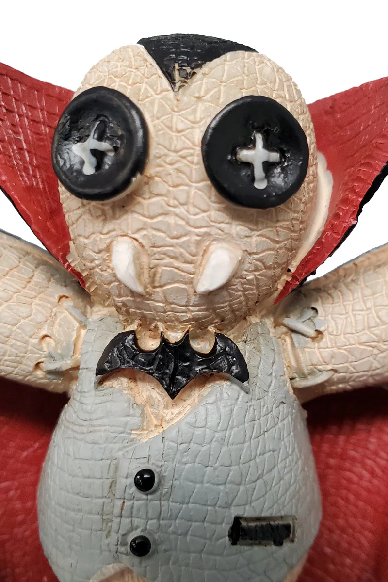 Pinheads Dracula Statue - Image 3