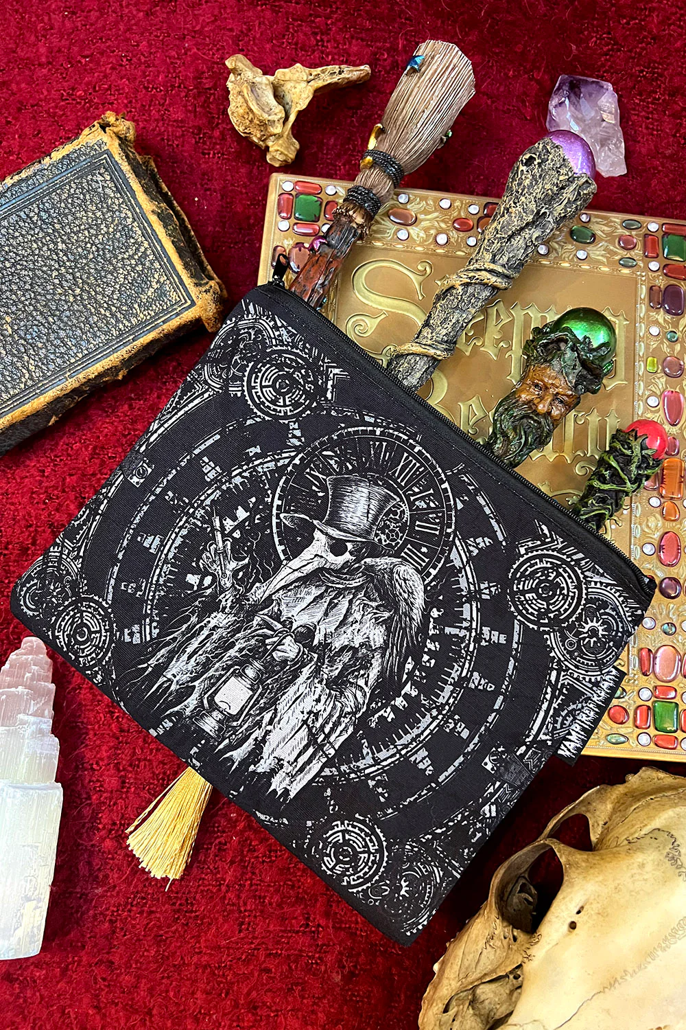 Plague Doctor Makeup Bag - Image 3