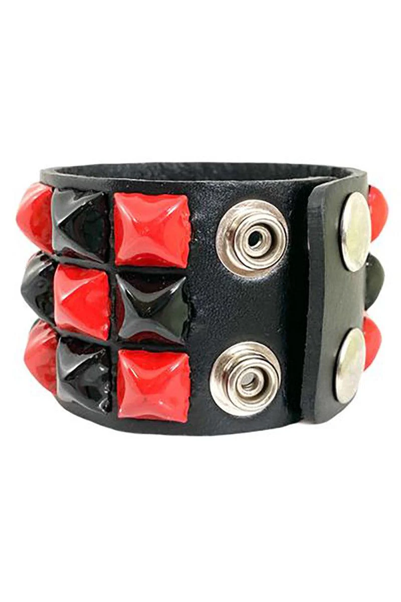 Punk Pyramid Stud Checkered Bracelet [RED/BLACK] - Image 3