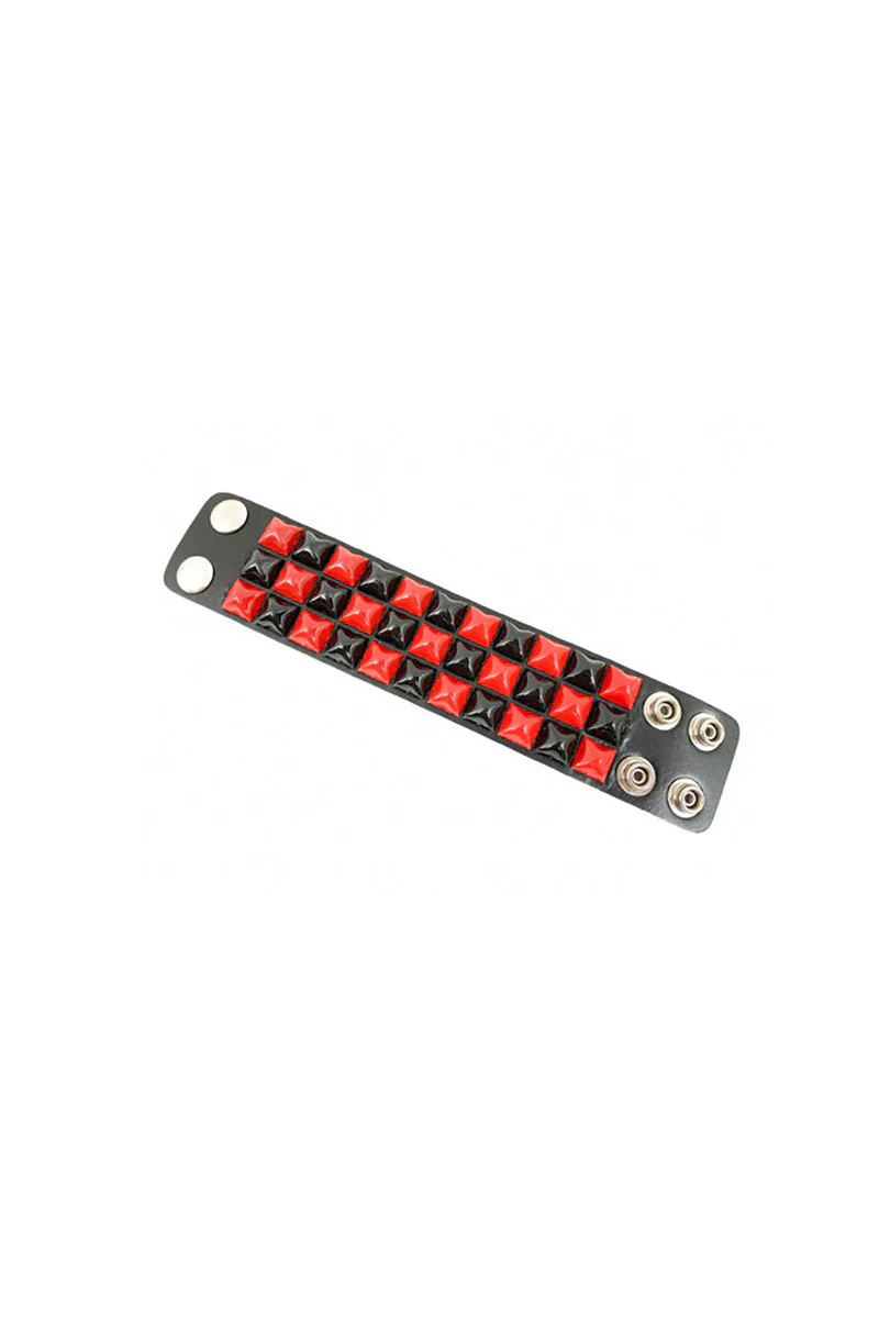 Punk Pyramid Stud Checkered Bracelet [RED/BLACK] - Image 4