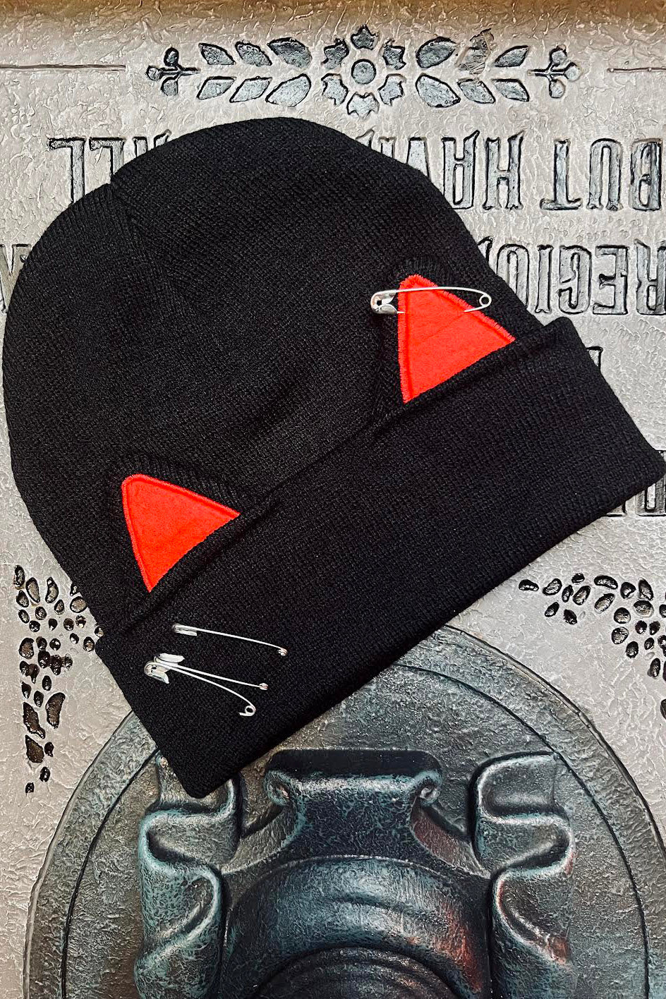Punk Rock Kitty Beanie - Image 5