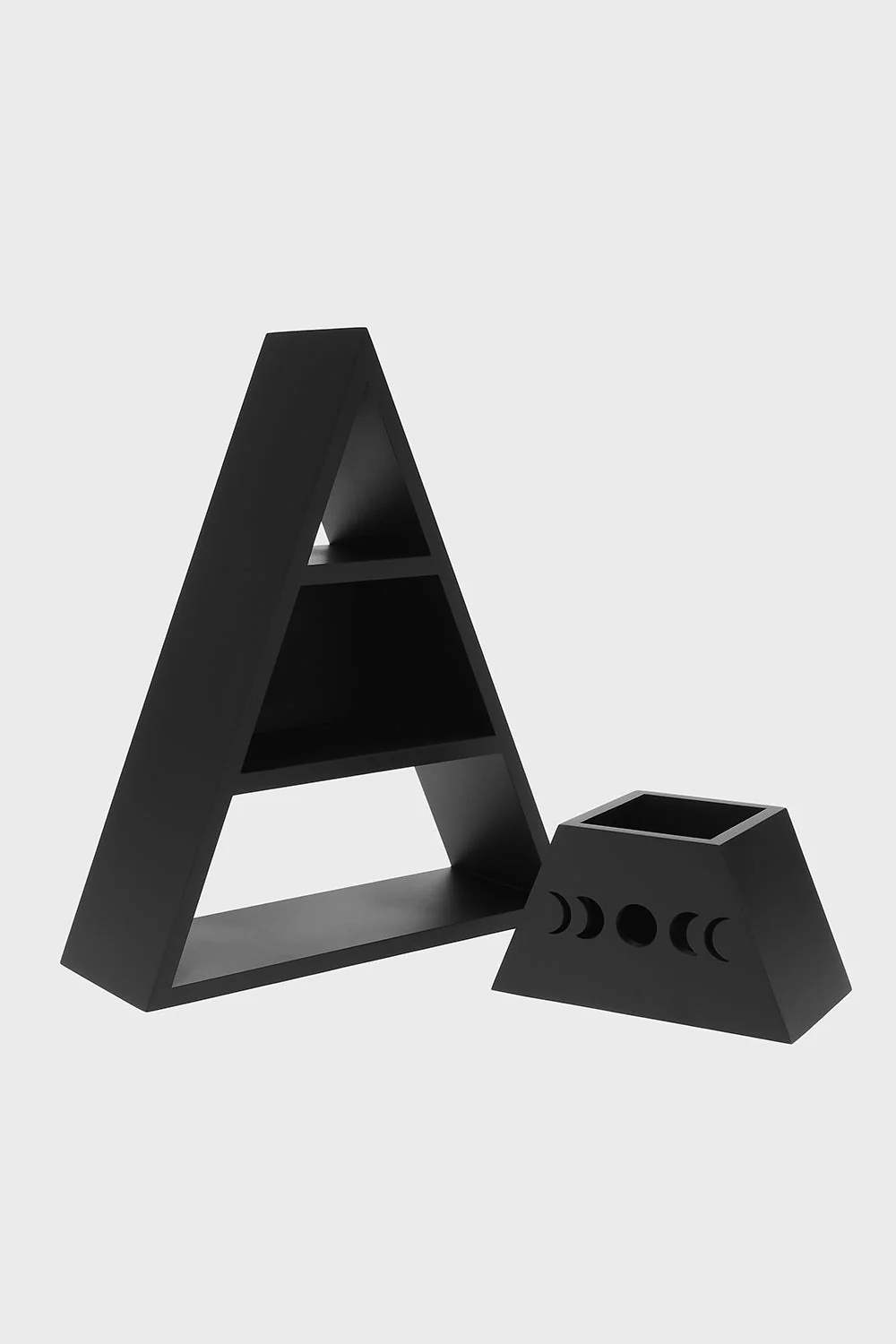 Pyramid Shelf - Image 3