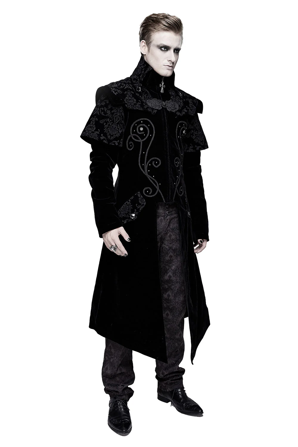 Ravenborne Count Velvet Coat - Image 2