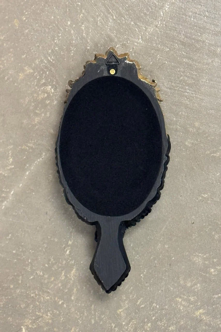 Raven's Gaze Hand Mirror - Image 4