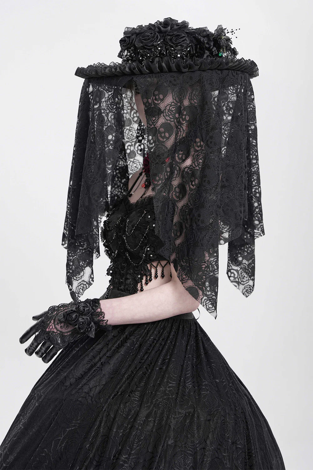 Rosegarden Funeral Veiled Hat - Image 3