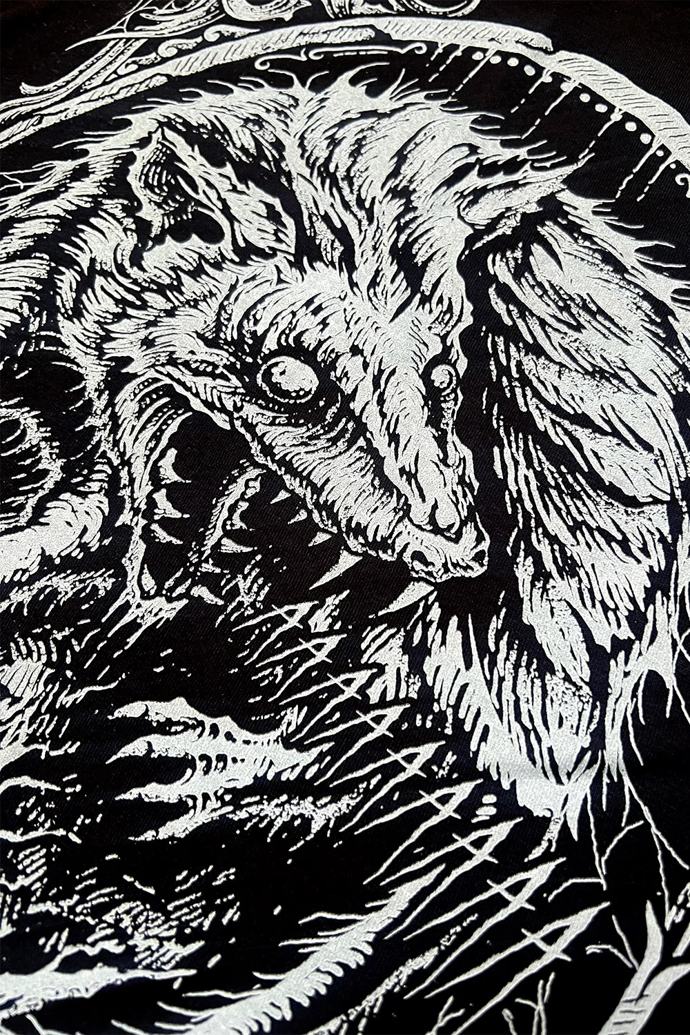 Screaming Opossum Sweatshirt - Image 3