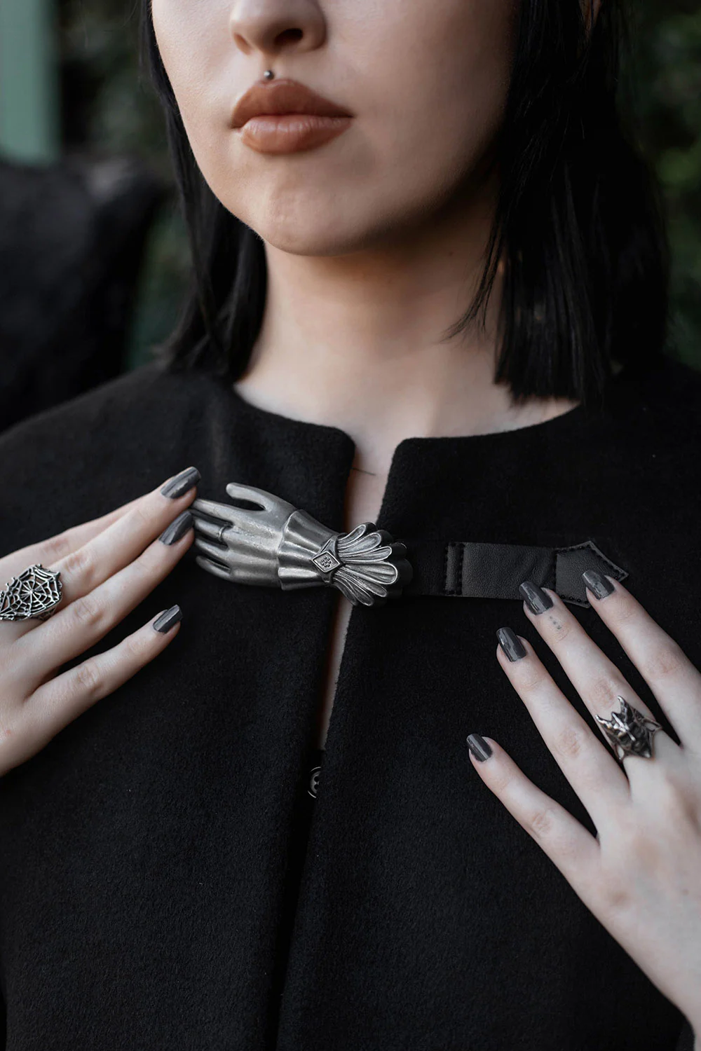 Seance Cape - Image 3