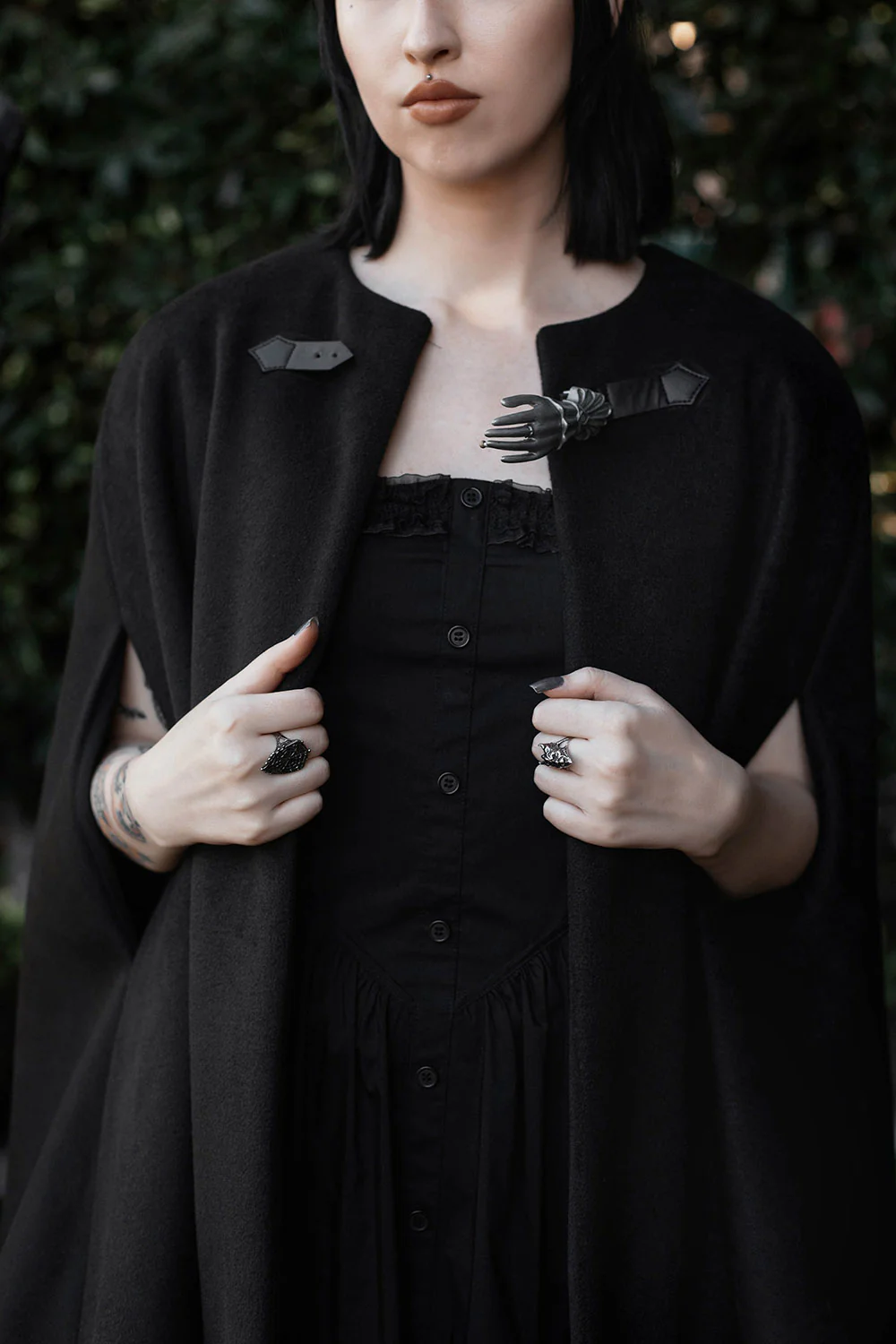 Seance Cape - Image 4