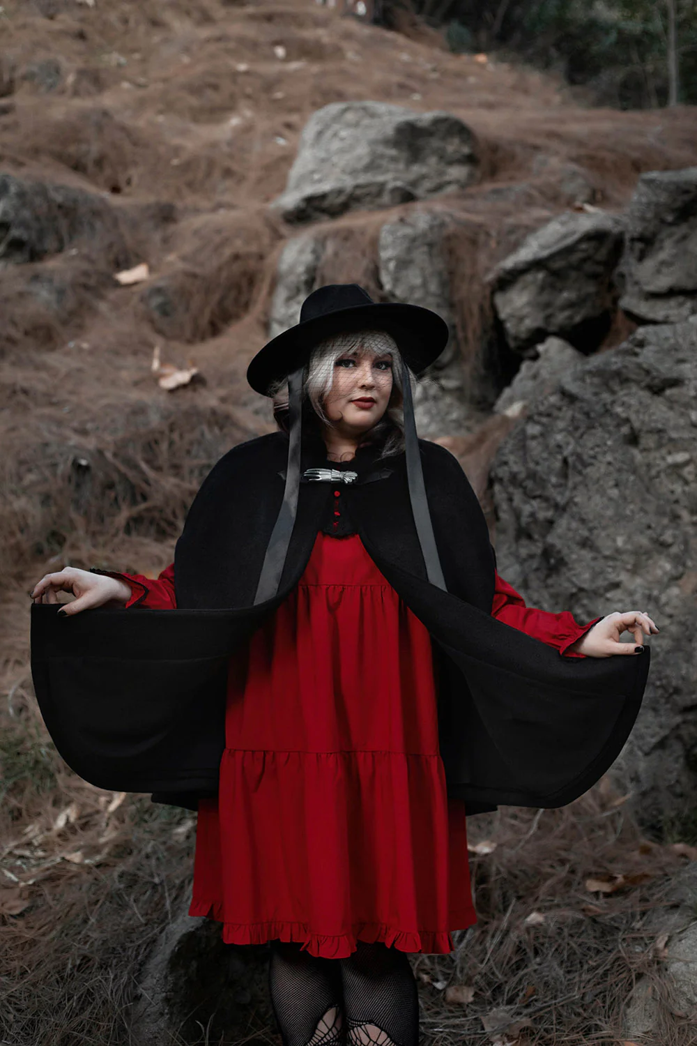 Seance Cape - Image 7