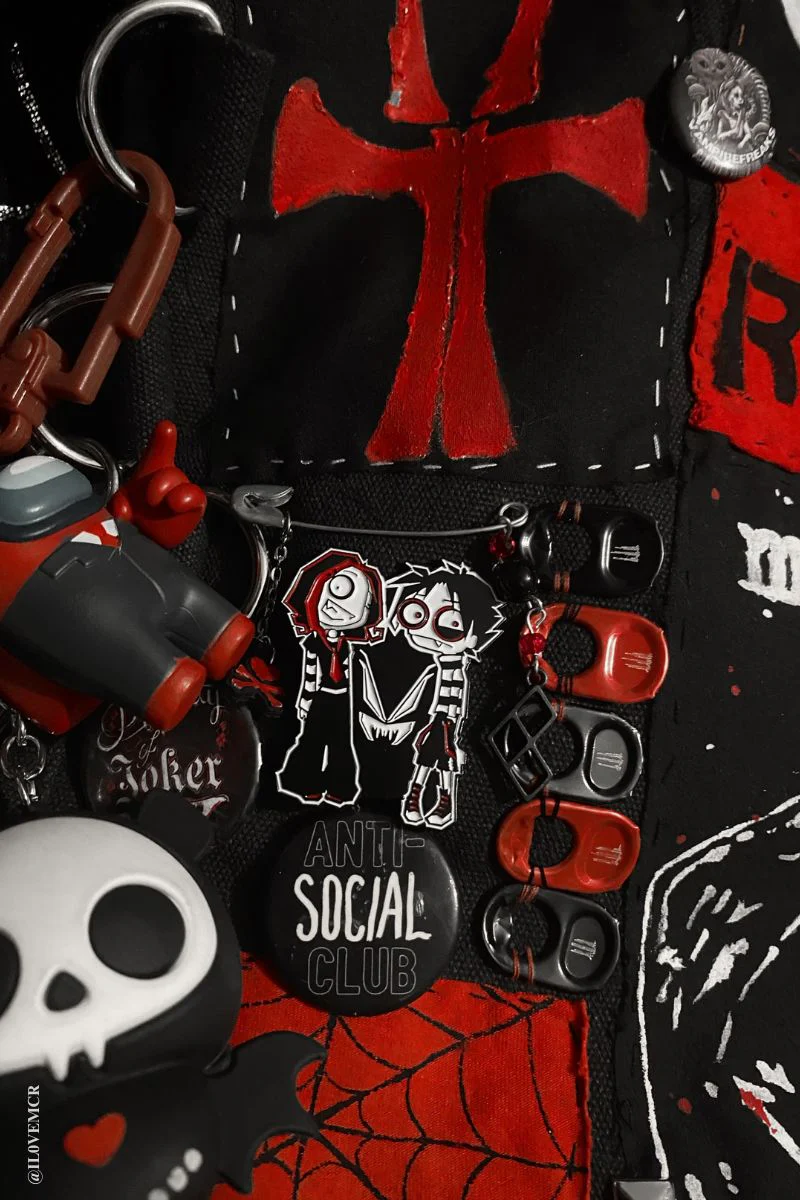 Serial Freaks Enamel Pin - Image 5